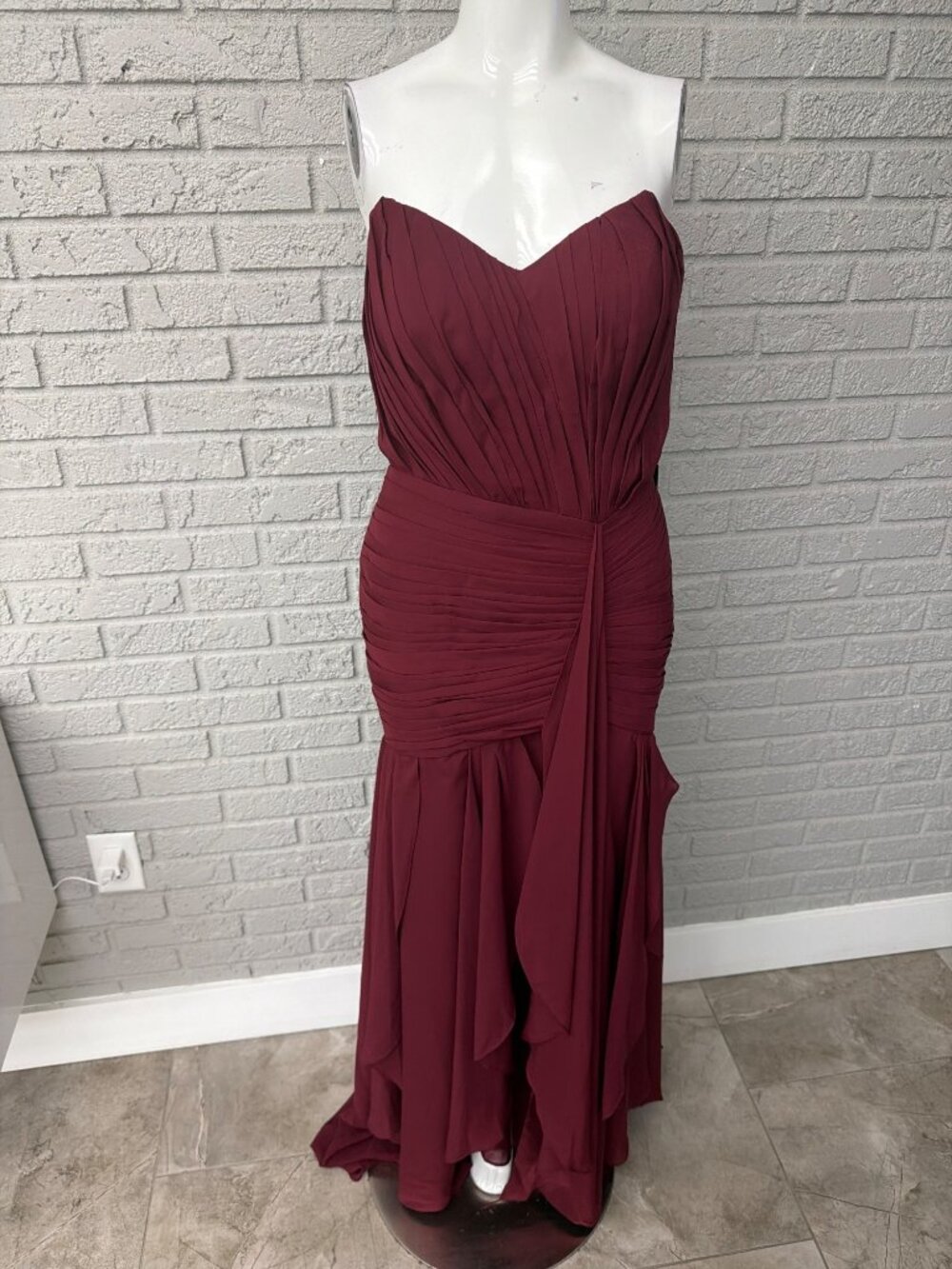 Suzhou Burgundy  Strapless Pleated Georgette maxi Dress Size 4